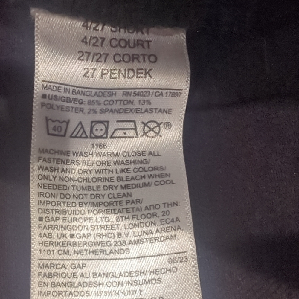 GAP Black Straight Leg Jeans - Picture 3 of 6